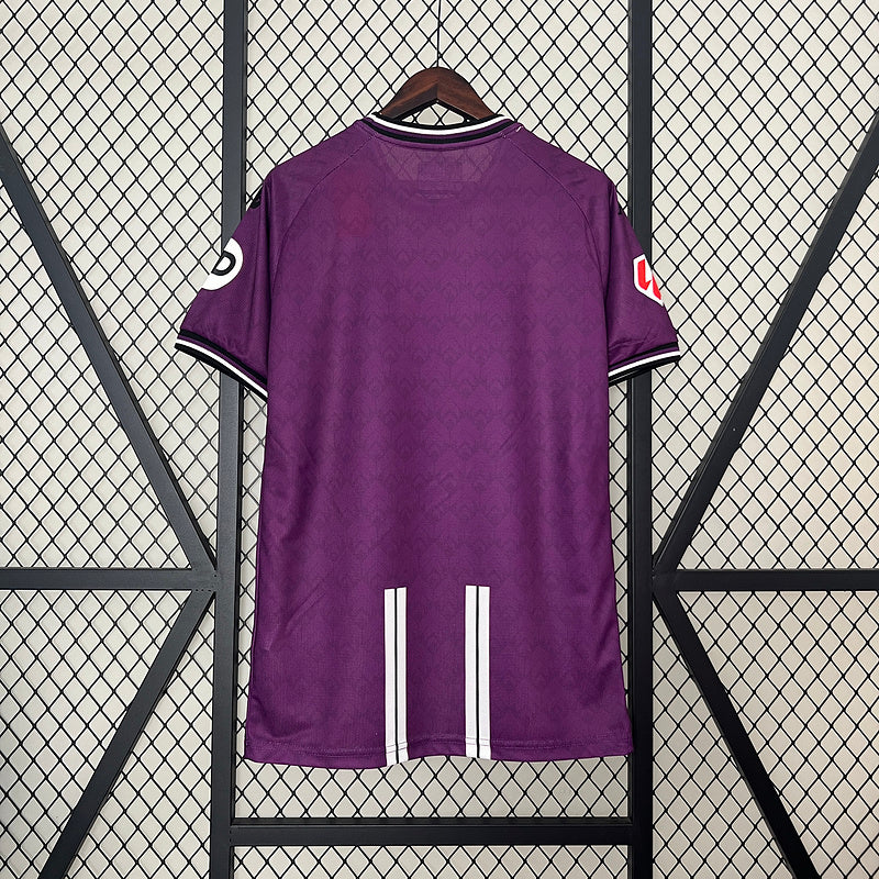 REAL VALLADOLID (Casa) 2024 - 2025