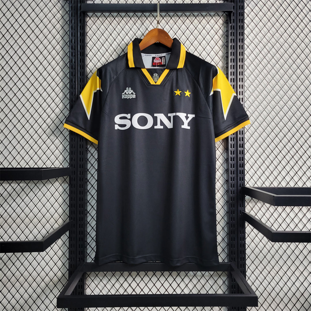 JUVENTUS (Casa) 1995-1997